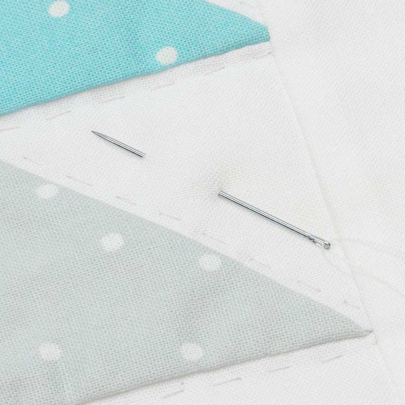 Cargue la imagen en el visor de la galería, 56B-39|Dritz Quilting Between Hand Needles, Size 3/9, 20 pc