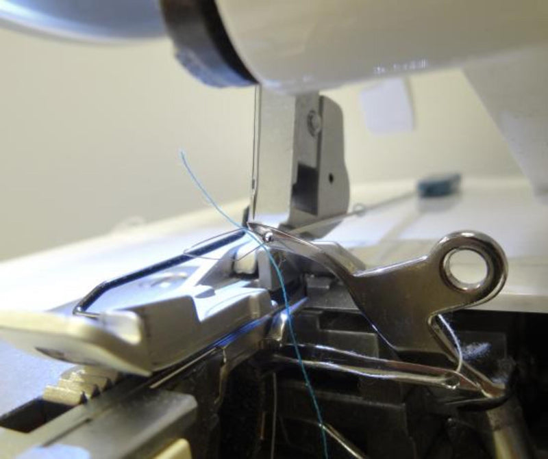 Load image into Gallery viewer, 907|Dritz Serger Needle Threader