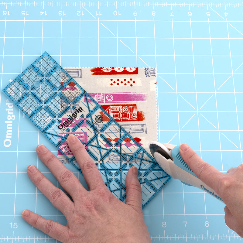 Cargue la imagen en el visor de la galería, 18FM9RC|Omnigrid Folding Cutting Kit, Small