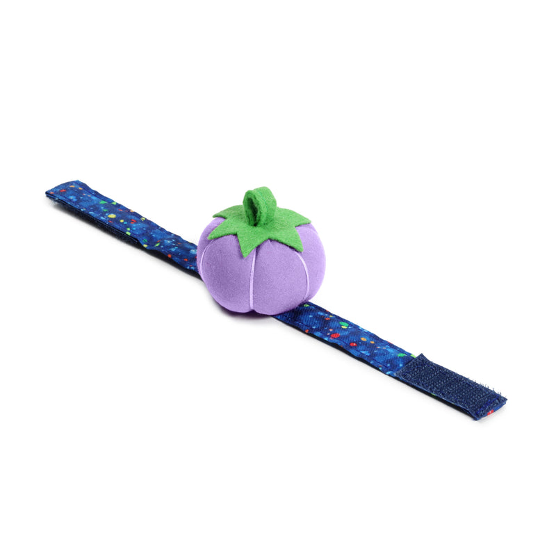 Cargue la imagen en el visor de la galería, 735|Dritz Wrist Tomato Pin Cushion with Adjustable Strap, Assorted Colors