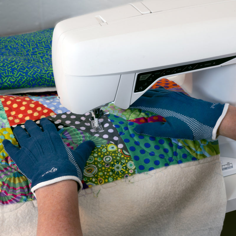 Load image into Gallery viewer, 3103|Dritz Machine Quilting Grip Gloves, Blue, Medium