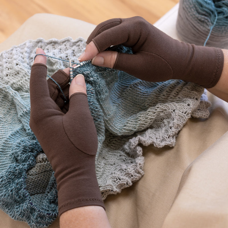 Load image into Gallery viewer, 82309|Dritz Crafters Comfort Glove, Medium