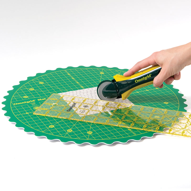 Cargue la imagen en el visor de la galería, 14WGR|Omnigrid 360 Rotating Cutting Mat, 14"