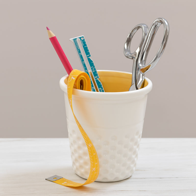 Cargue la imagen en el visor de la galería, DR003|Dritz Novelty Ceramic Thimble Container, Yellow
