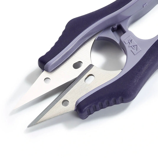 611523| Professional Thread Scissors 4 1/2'' 12 cm