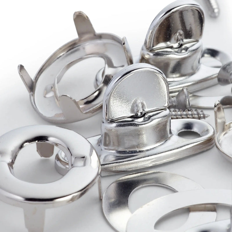 Cargue la imagen en el visor de la galería, 545510| Turn Clasps with screws brass silver col 33 mm
