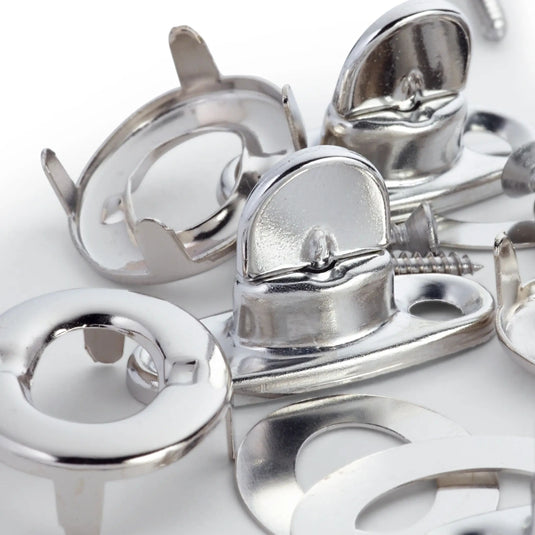 545510| Turn Clasps with screws brass silver col 33 mm