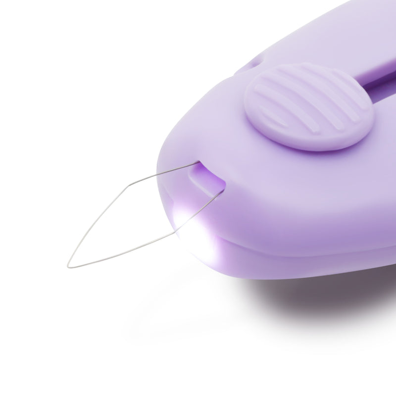 Load image into Gallery viewer, 202|Dritz LED Needle Threader &amp; Cutter