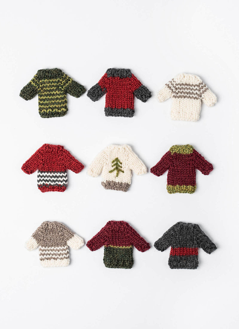 Cargue la imagen en el visor de la galería, BSF-202348|Blue Sky Fibers Holiday Cheer Mini Sweater Pattern, Free PDF Pattern