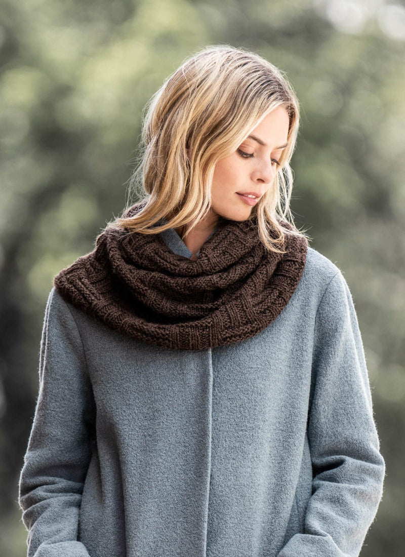 Load image into Gallery viewer, BSF-202246|Blue Sky Fibers Ashland Cowl Pattern, Free PDF Pattern
