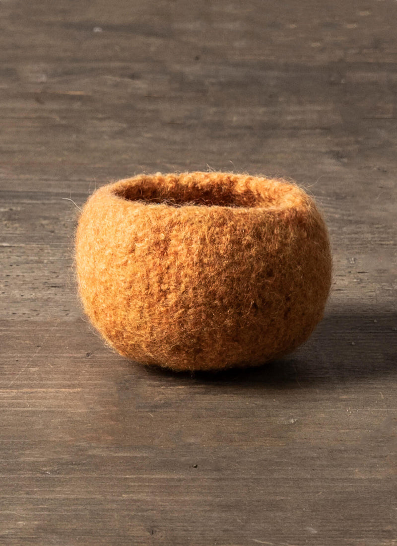 Load image into Gallery viewer, BSF-202307|Blue Sky Fibers Hillman Felted Vessels Pattern, Free PDF Pattern
