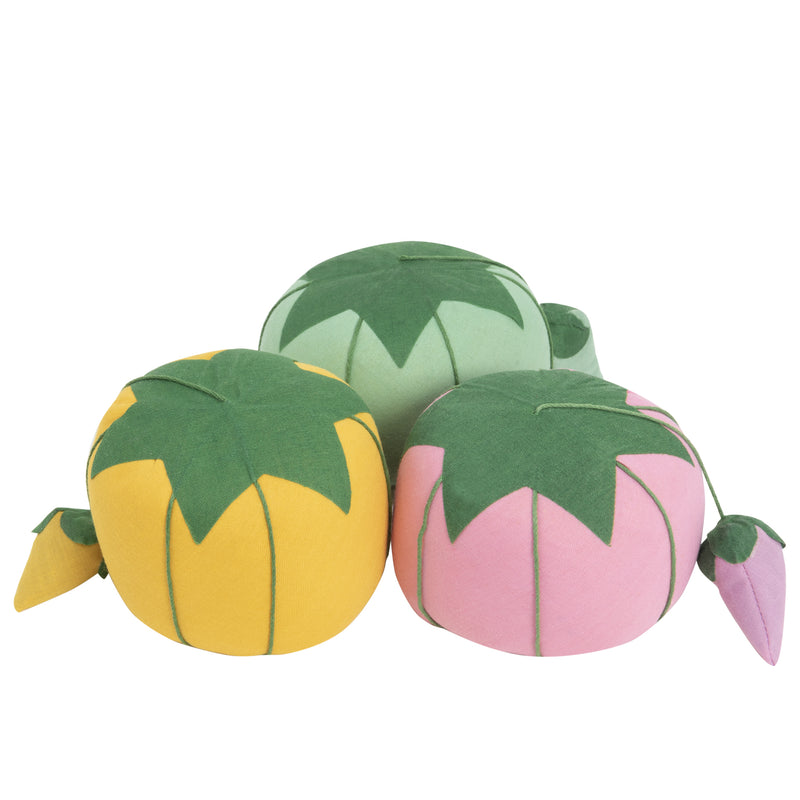 Load image into Gallery viewer, 3012|Dritz Extra-Large Tomato Pin Cushion with Strawberry Emery, Assorted Colors