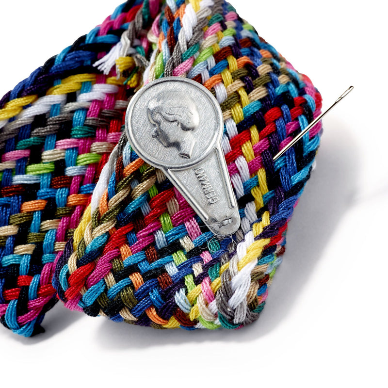 Cargue la imagen en el visor de la galería, 610650|Prym Thread Plait with Needle &amp; Threader