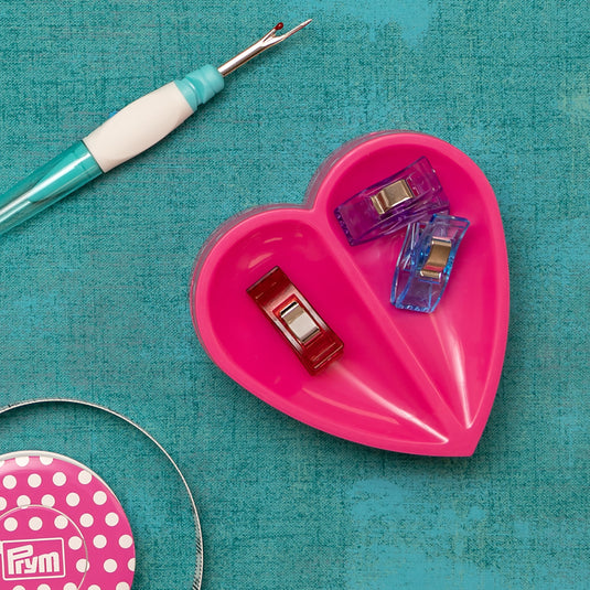 60110|Prym Magnetic Heart Pin Cushion