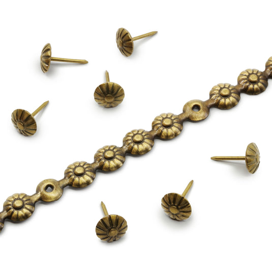 44263|Dritz 7/16" Decorative Daisy Nailhead Trim, Antique Brass, 5 yd