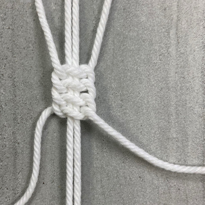 Load image into Gallery viewer, 44196|44243|Dritz 3/32" Cable Cord, White, 10 yd