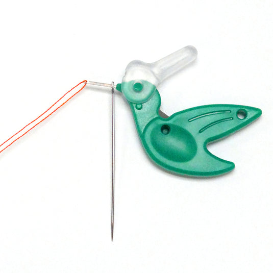 BK166|Dritz Hummingbird Needle Threaders, Green, 12 pc